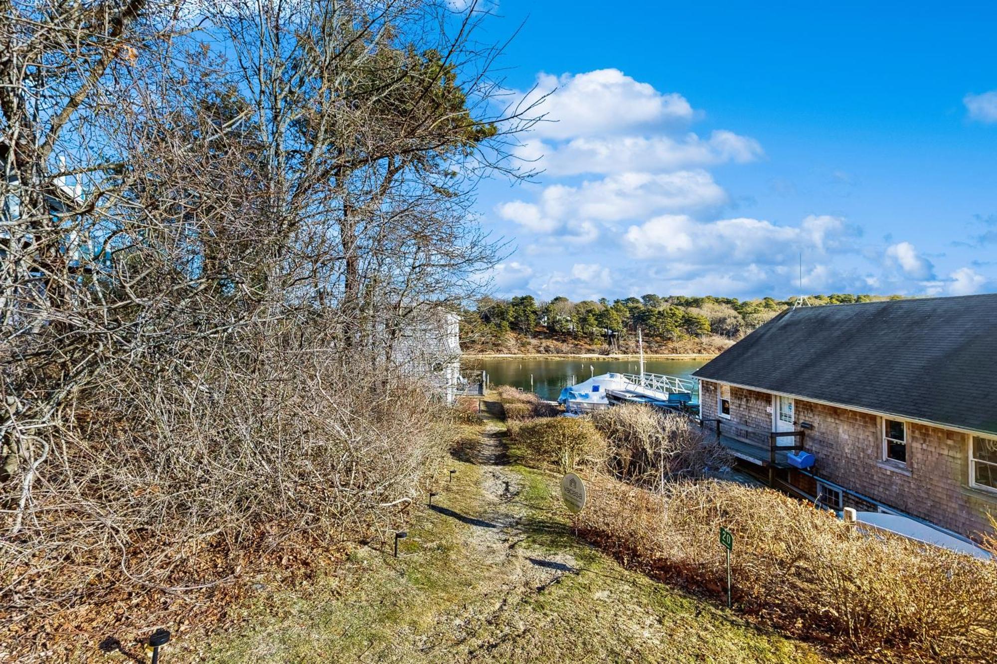 A Chatham Pearl On Oyster River Exterior photo